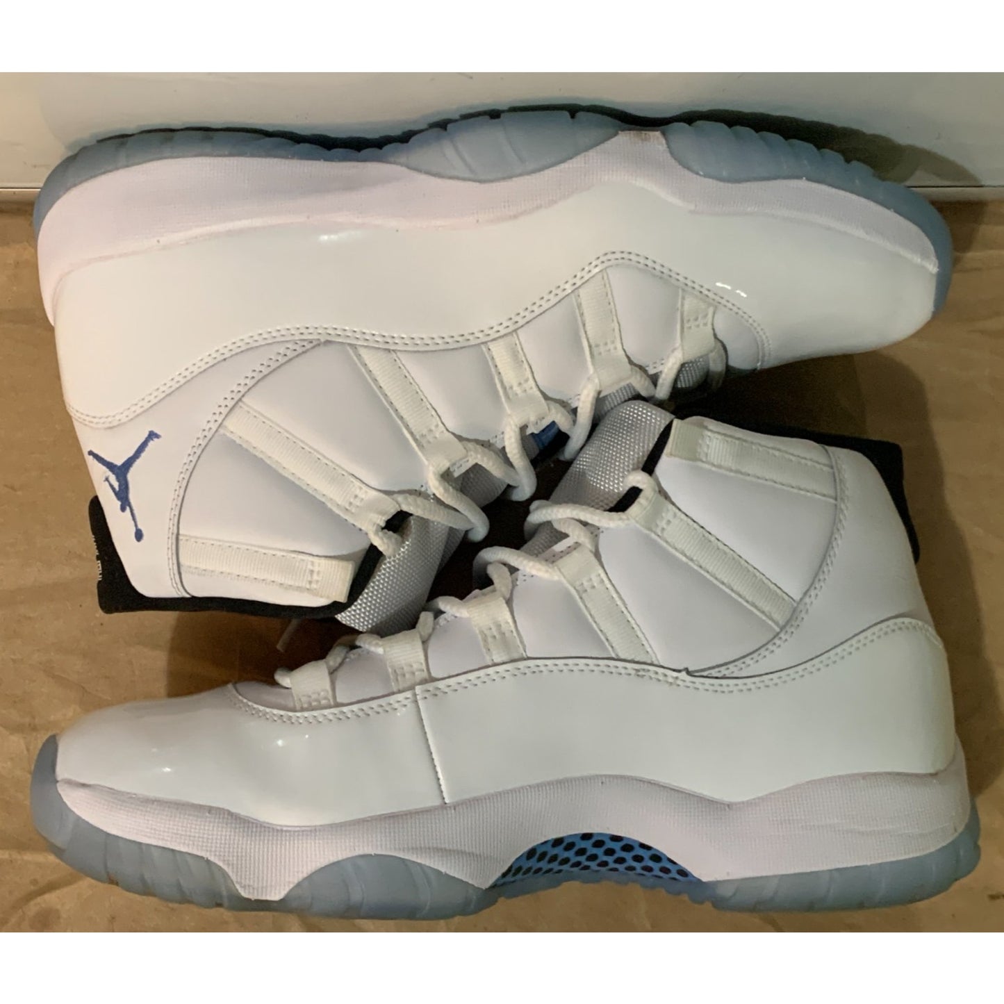 Size 11 - Nike Air Jordan 11 Retro 'Legend Blue' [CT8012-104]