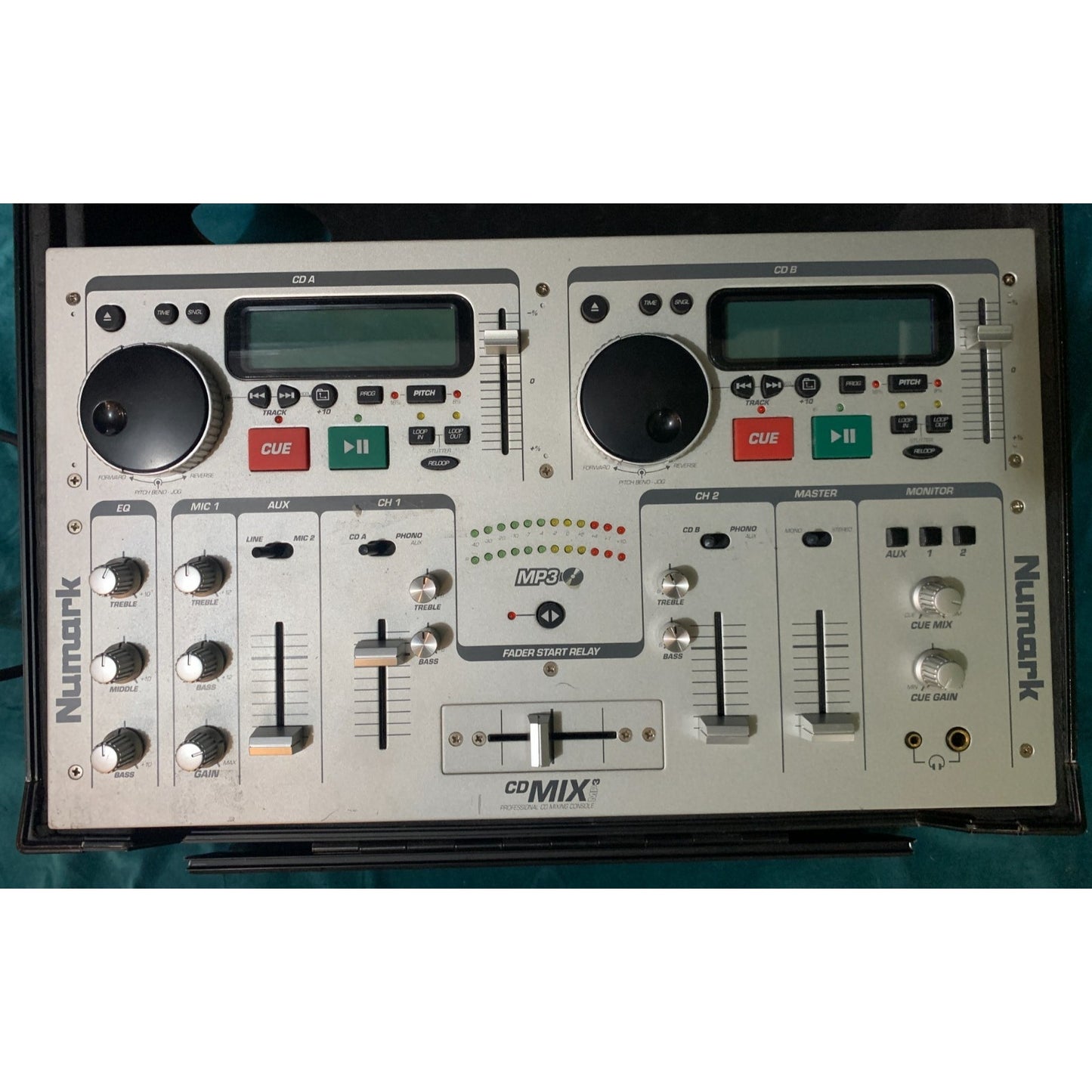 Numark CD Mix 3 Twin Front Loading Mixer Silver