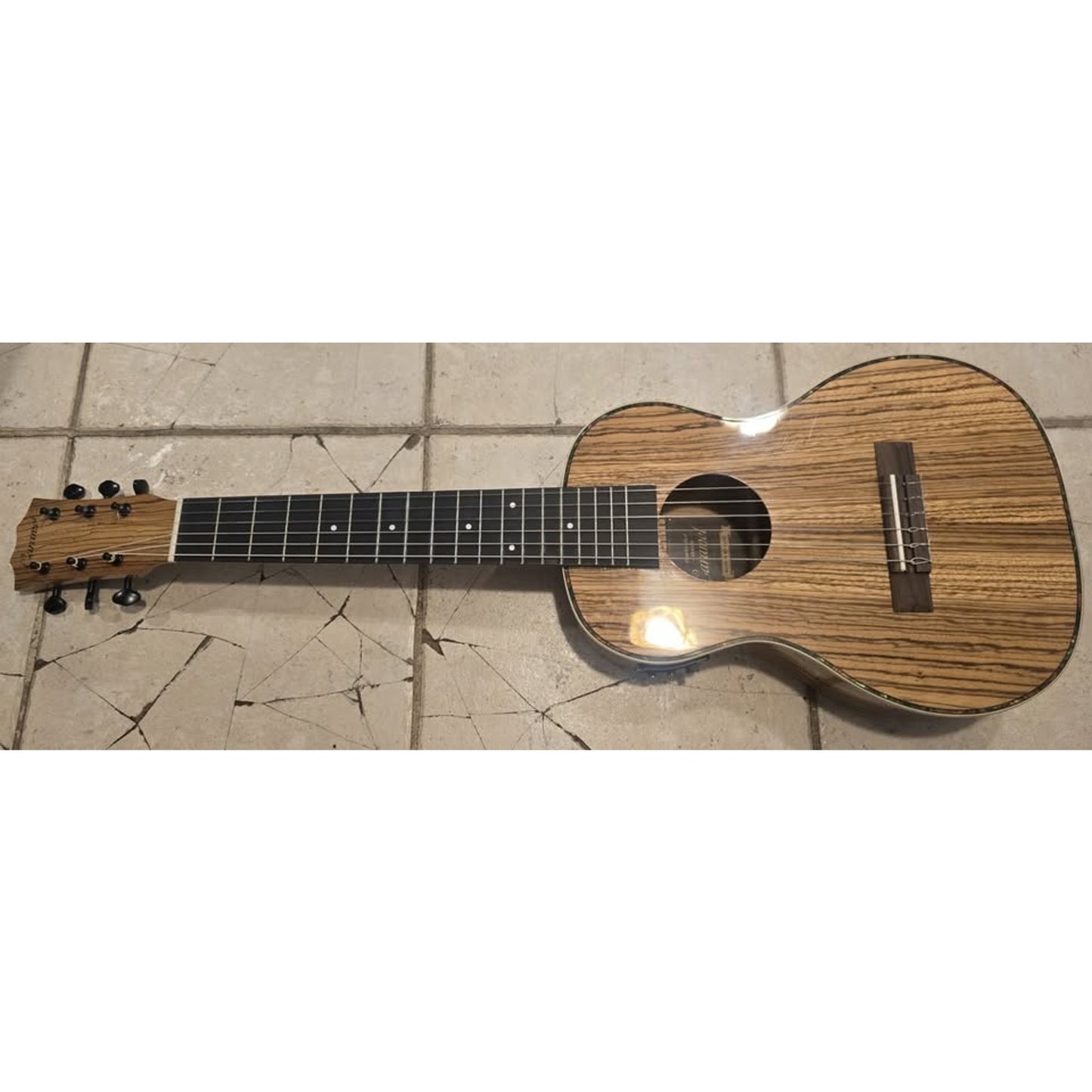 Caramel 6-String Acoustic Electric Ukulele
