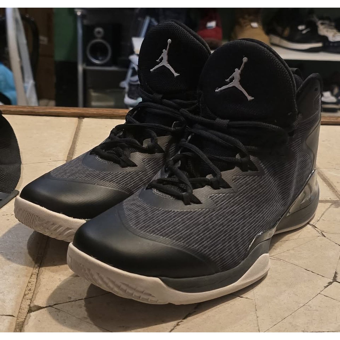 Nike Air Jordan Suber Fly 3 / 11M / 684933-002 /