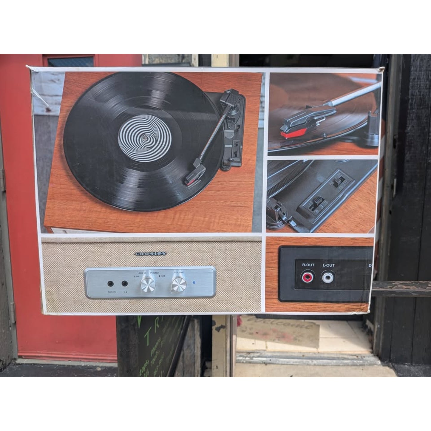 Crosley Rohe 3-Speed Bluetooth In/Out Vinyl Record Player Turntable