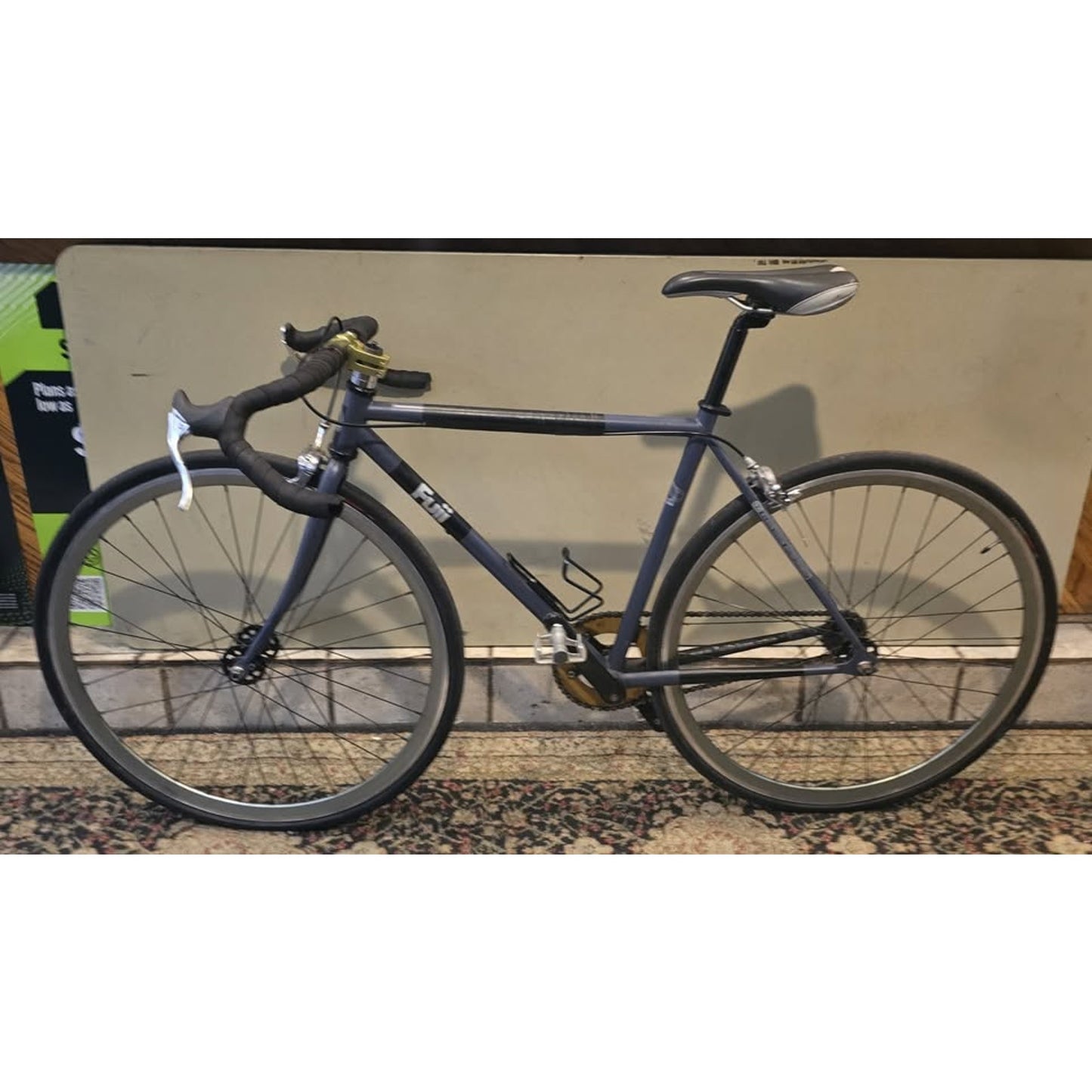 Fuji Single Speed Custom Road Bike / 700cm Wheels / 19" Frame /