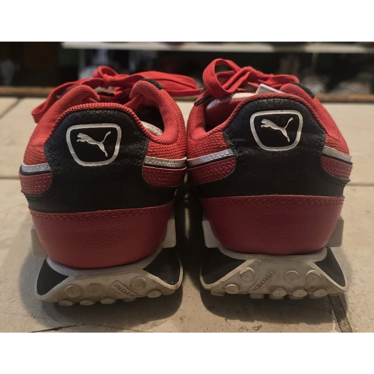 Puma Future Rider Radar 'High Risk Red' / 9.5"M / 381678-01 /