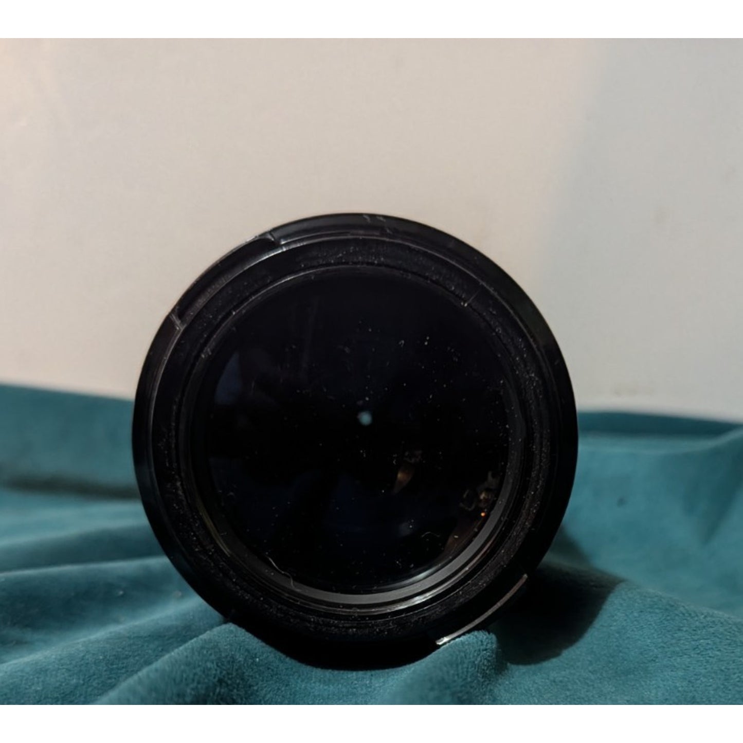 Minolta AF 75-300mm F/4.5-5.6 Zoom Lens