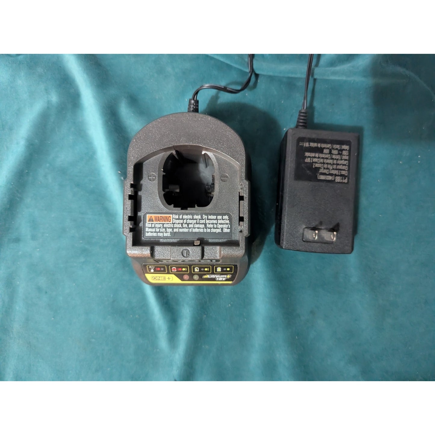 Ryobi 18V 3A High Capacity Lithium ion battery P191 w/ charger CS19034N460854