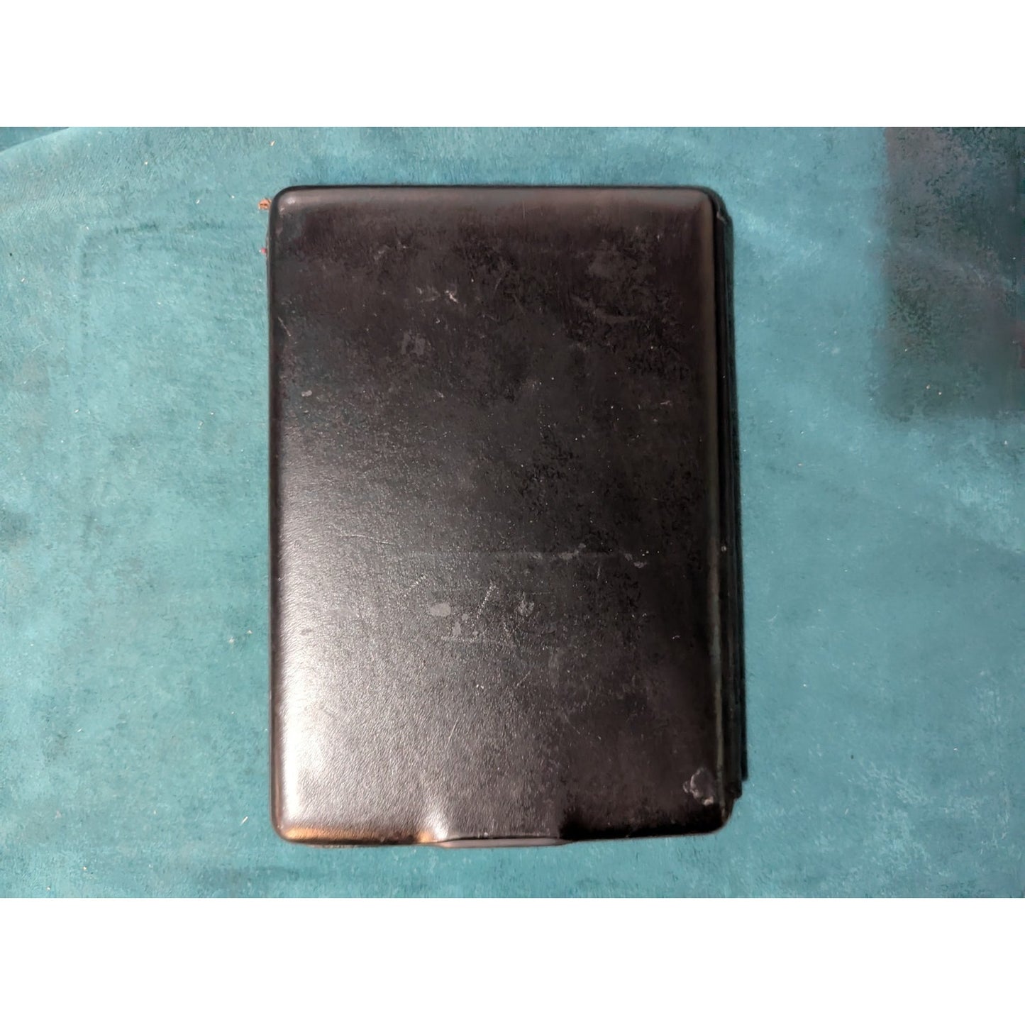 Amazon Kindle 4th Generation E-Reader Silver Model D01100 Wi-Fi