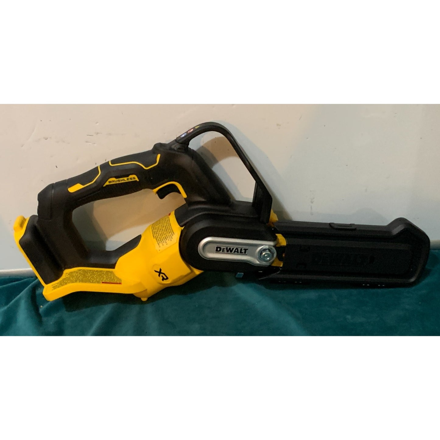 Dewalt Max 8" 20V Pruning Electric Cordless Chainsaw DCCS623B *Tool Only*