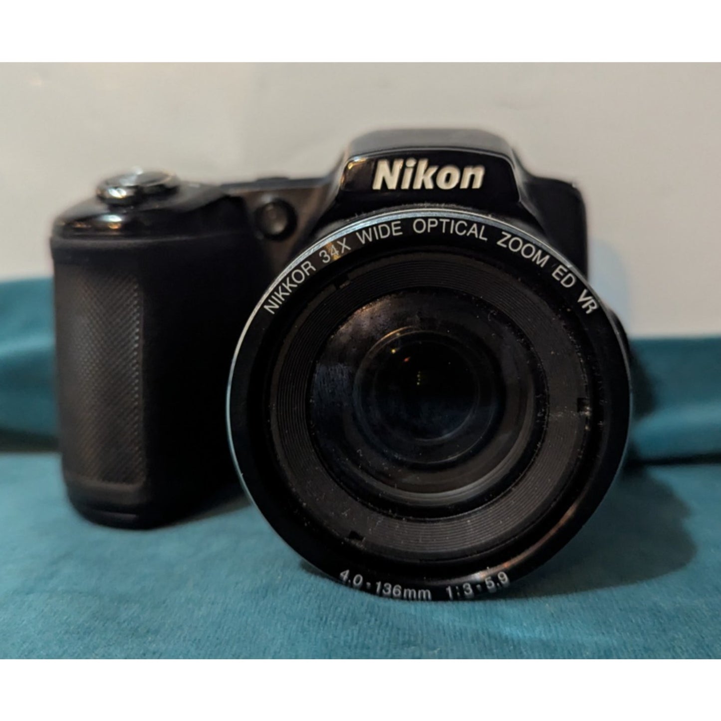 Nikon COOLPIX L830 16.0 MP Digital Point And Shoot Camera