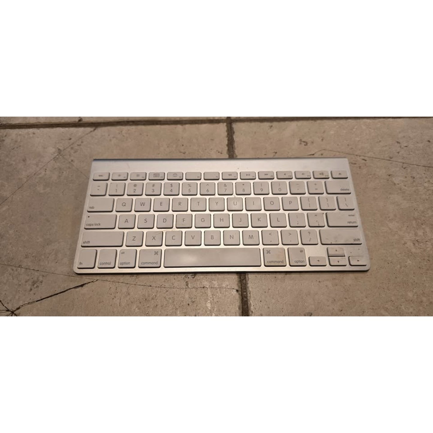 Apple Wireless Keyboard / A1314 /
