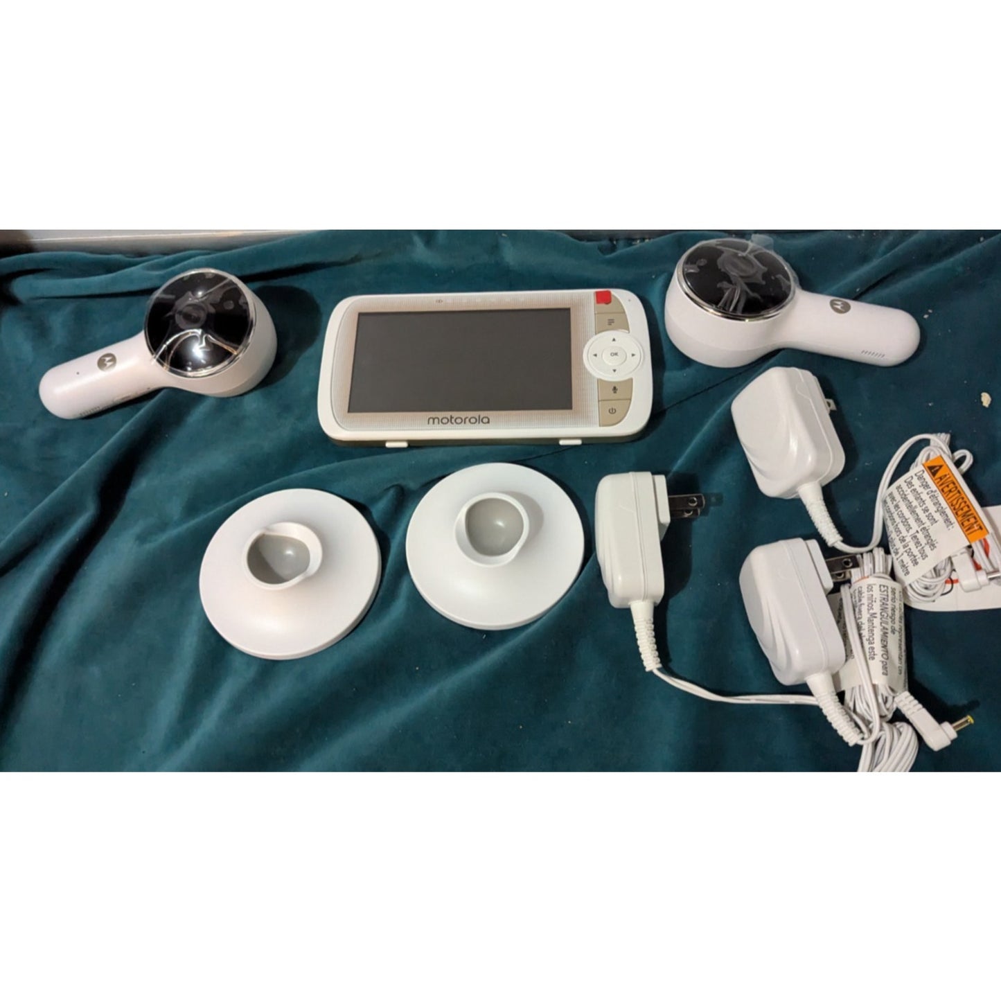 Motorola Hubble Connected Nursery Pal Skyview 5" HD Baby Monitor & Camera