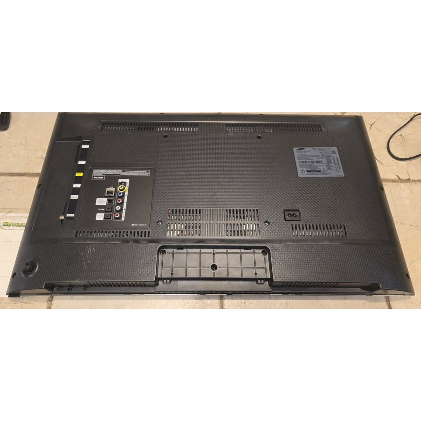 Samsung 32" Class LED 1080p Smart HD TV / UN32J5500AFXZA /