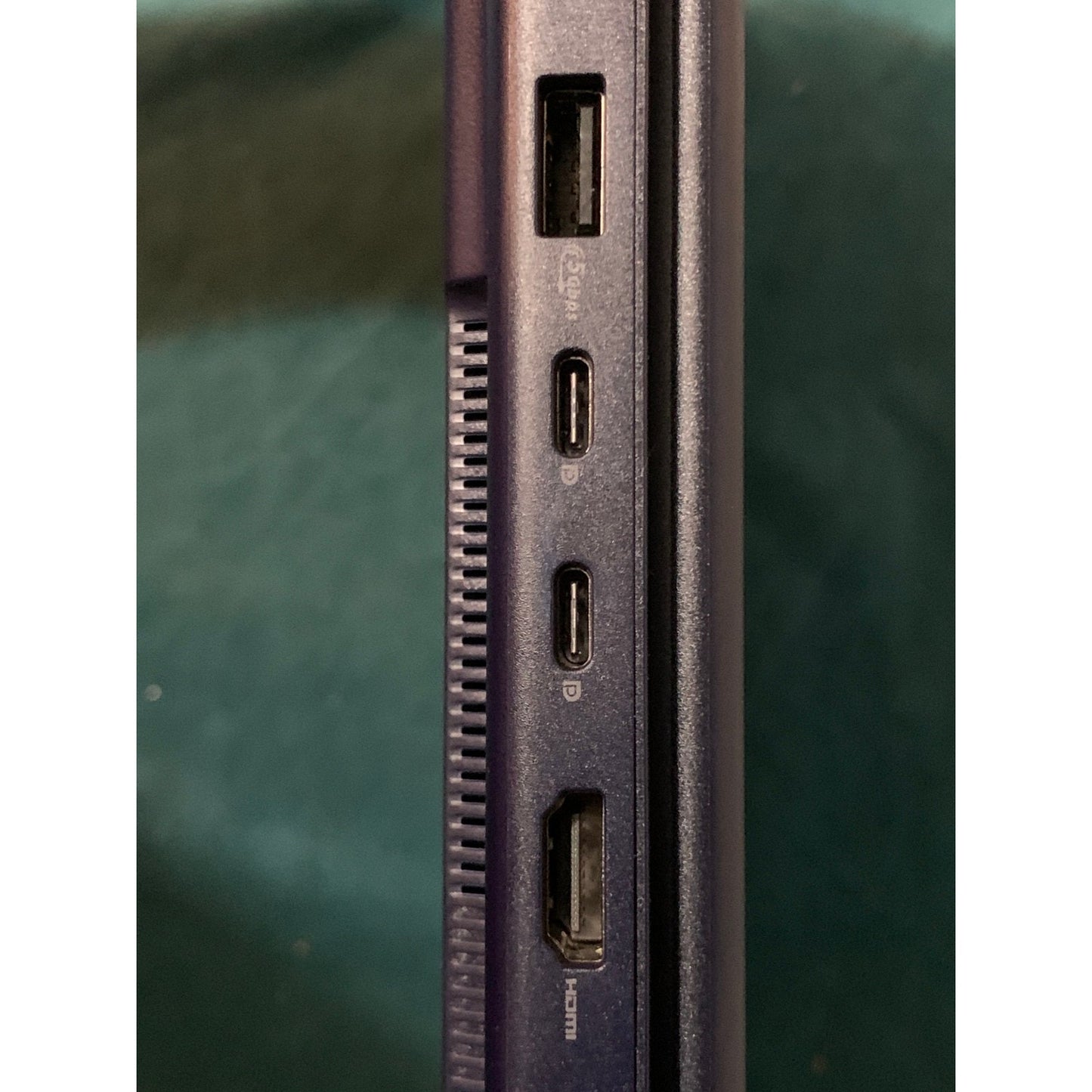 Alienware 16 Aurora AC16250 16" Core 7 240H 16GB RAM 1TB SSD RTX 5050