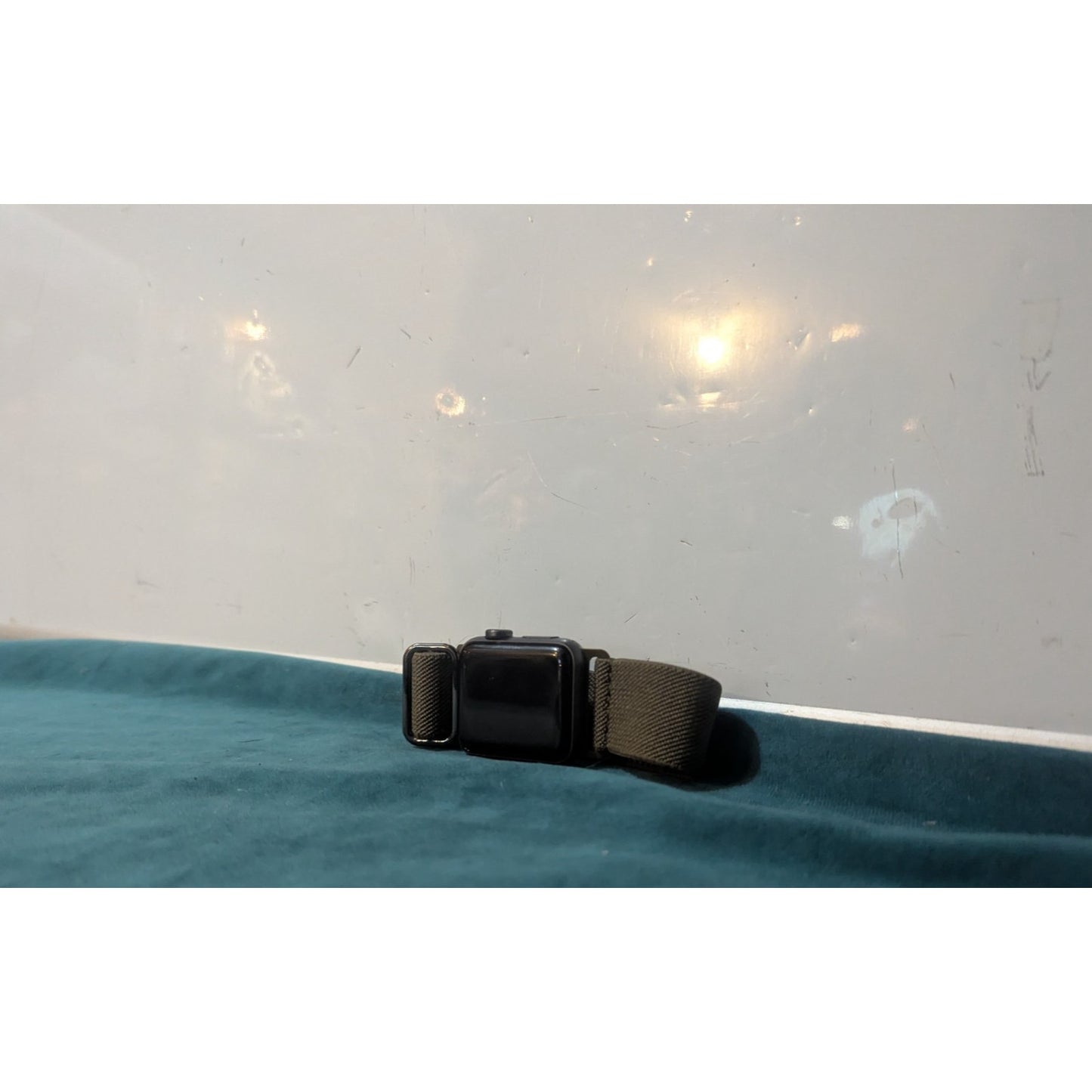 Apple Watch Series 3 38mm Gold Aluminum Pink Sand Used with Box Factory Reset