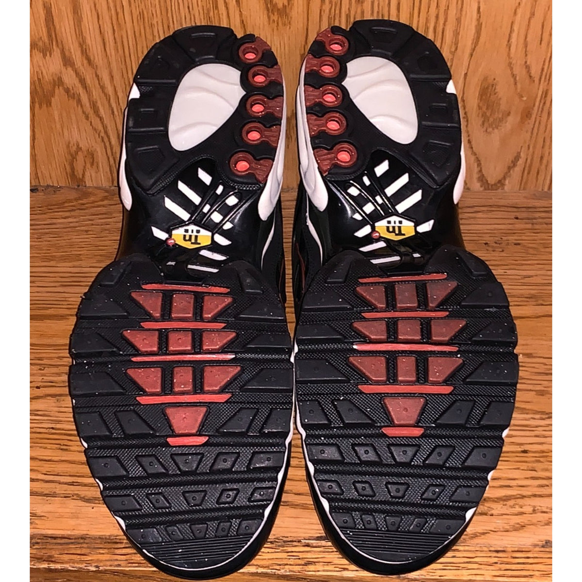 Nike Air Max Plus Men's Size 10.5 Cargo Khaki Phantom Sneakers FB9722-300