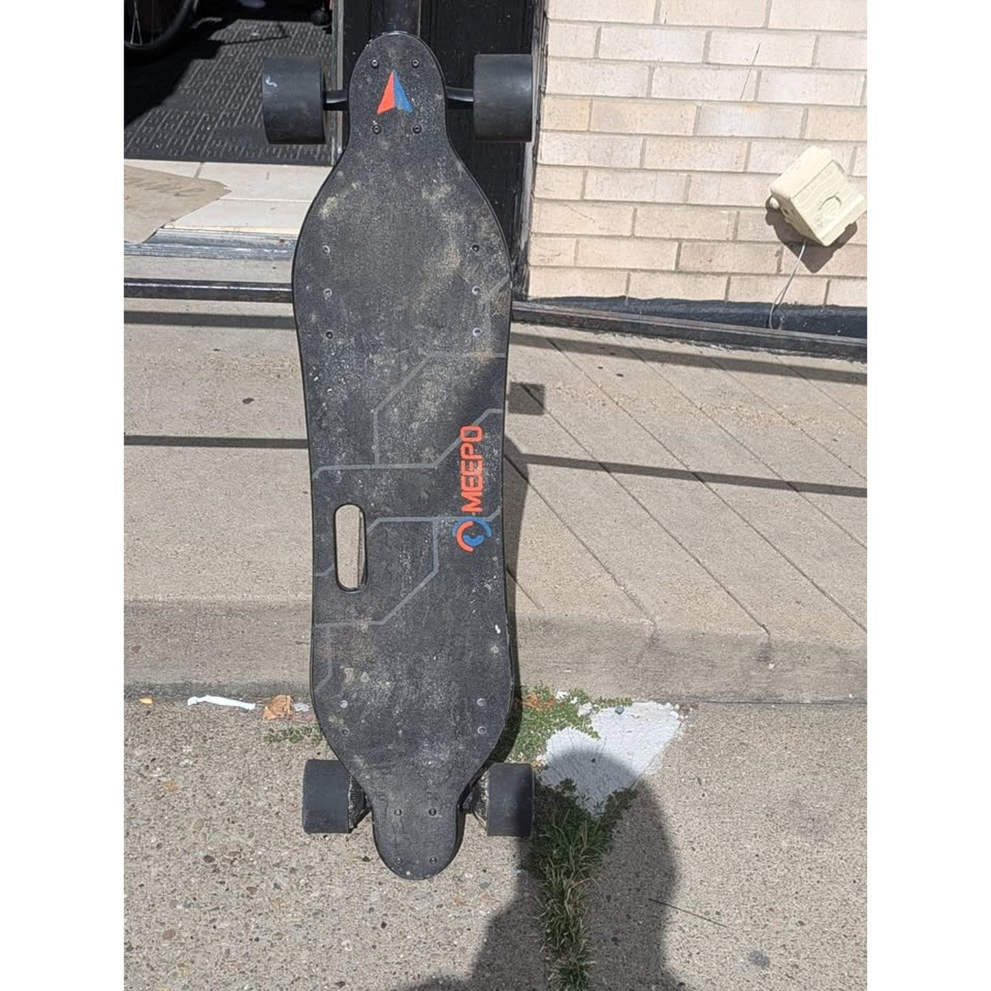 Meepo V3 Standard Electric Skateboard / 28 MPH / 11-Mile / 500W