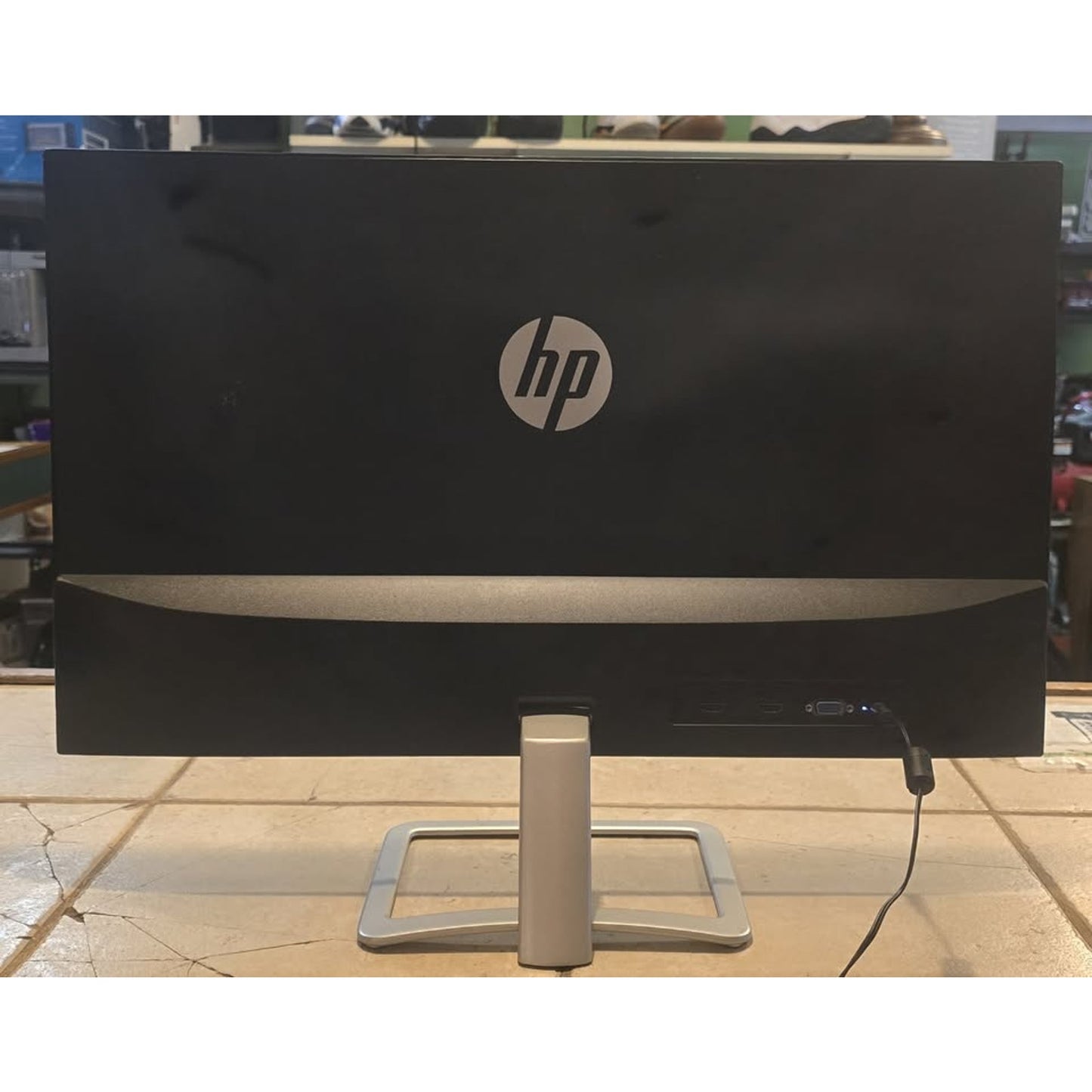 Hp 27" LED Backlit LCD IPS 60Hz Monitor / 27ES /