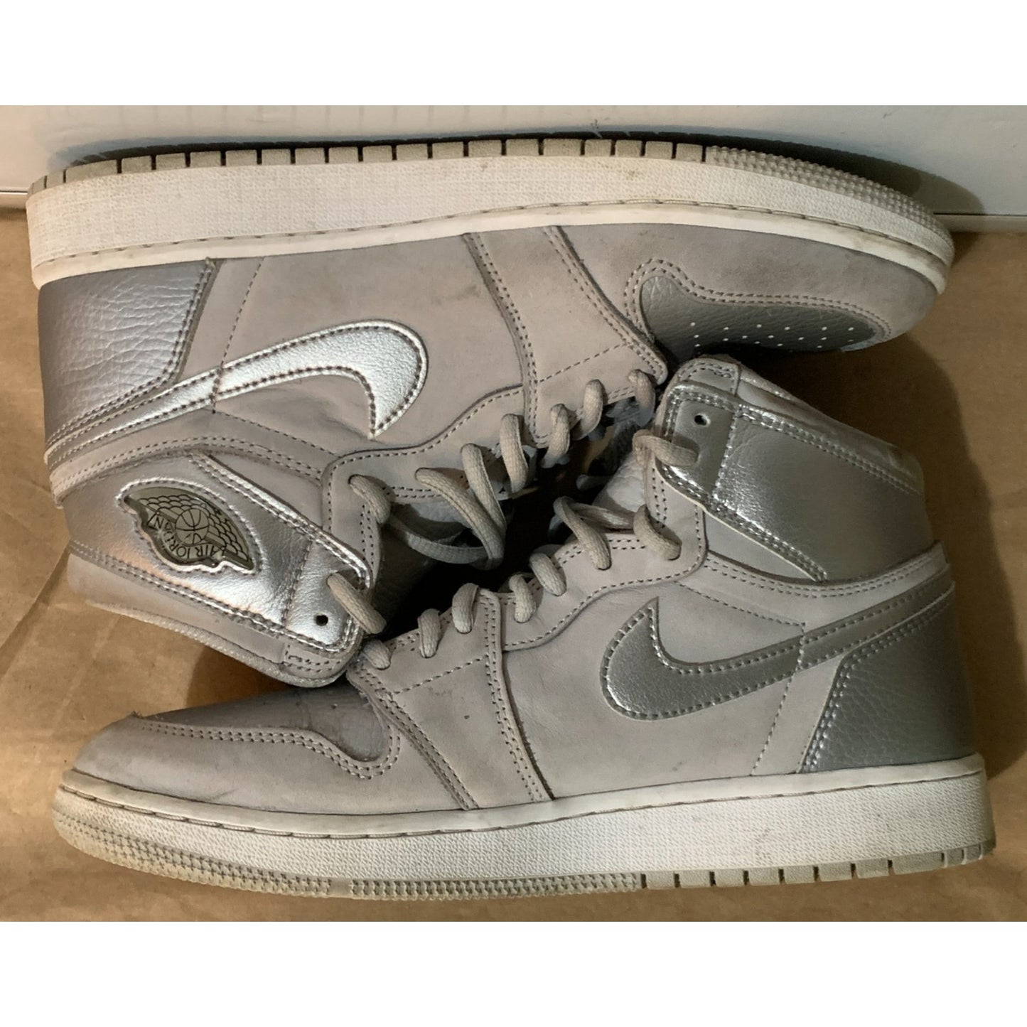 Nike Air Jordan 1 Retro High OG CO.JP Tokyo 575441-029 Size 7Y