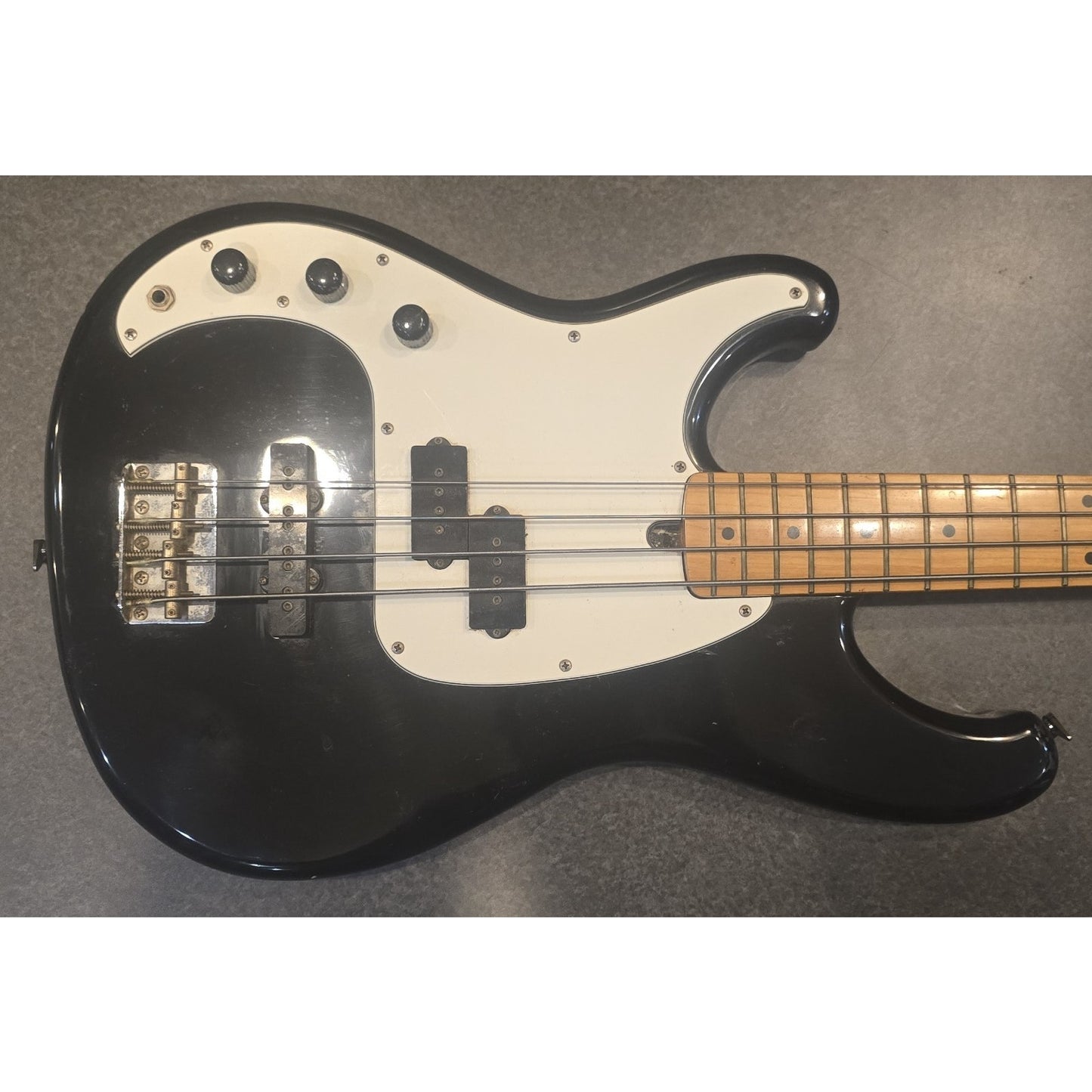 Ibanez RB850-BK Roadstar II Bass 1984 - 1986 - Black