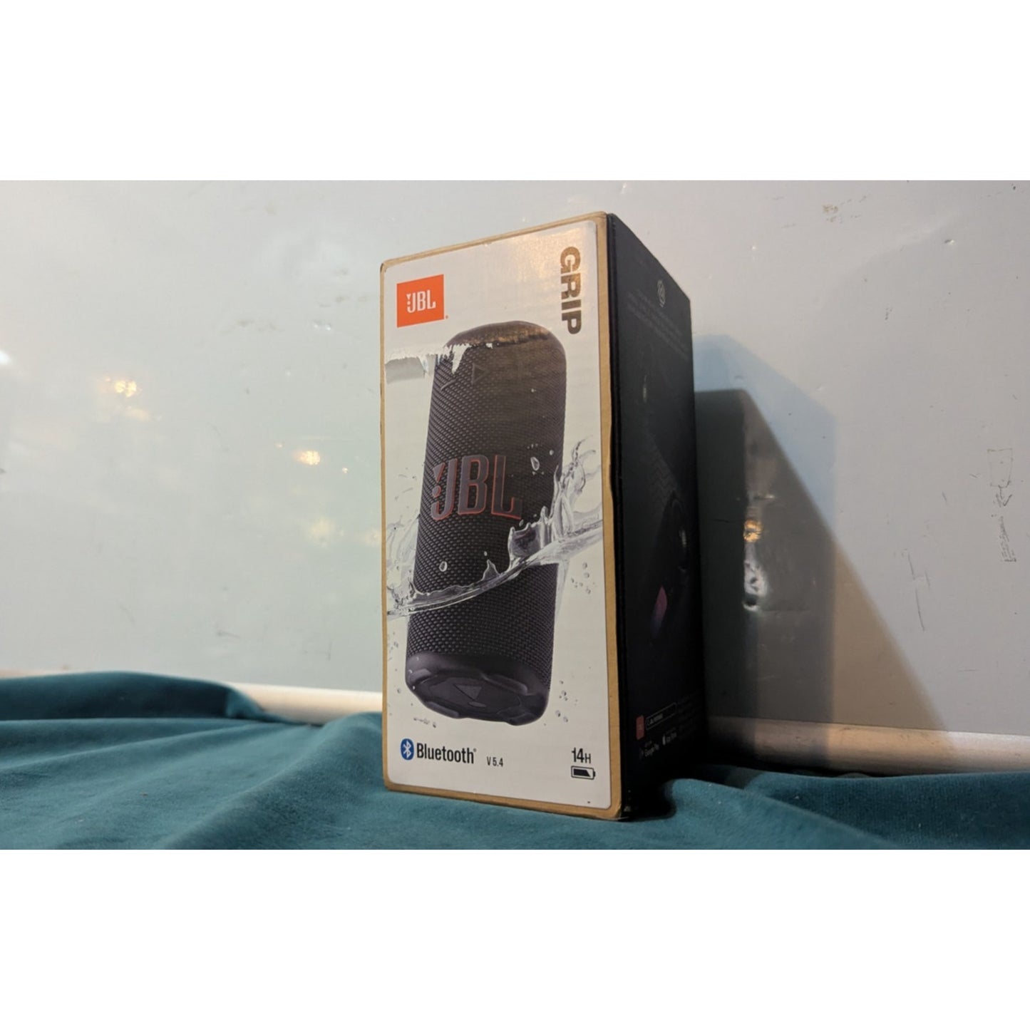 JBL Grip Wireless Speaker