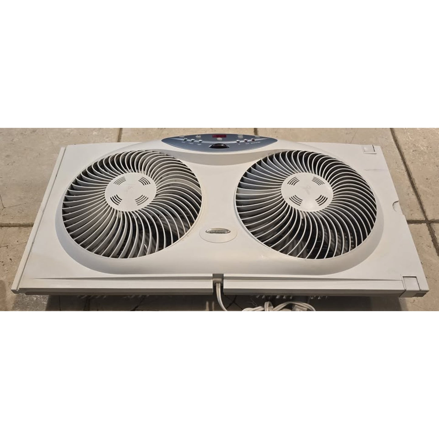 Bioaire BWF0910AR-WCU Remote Control Window Fan