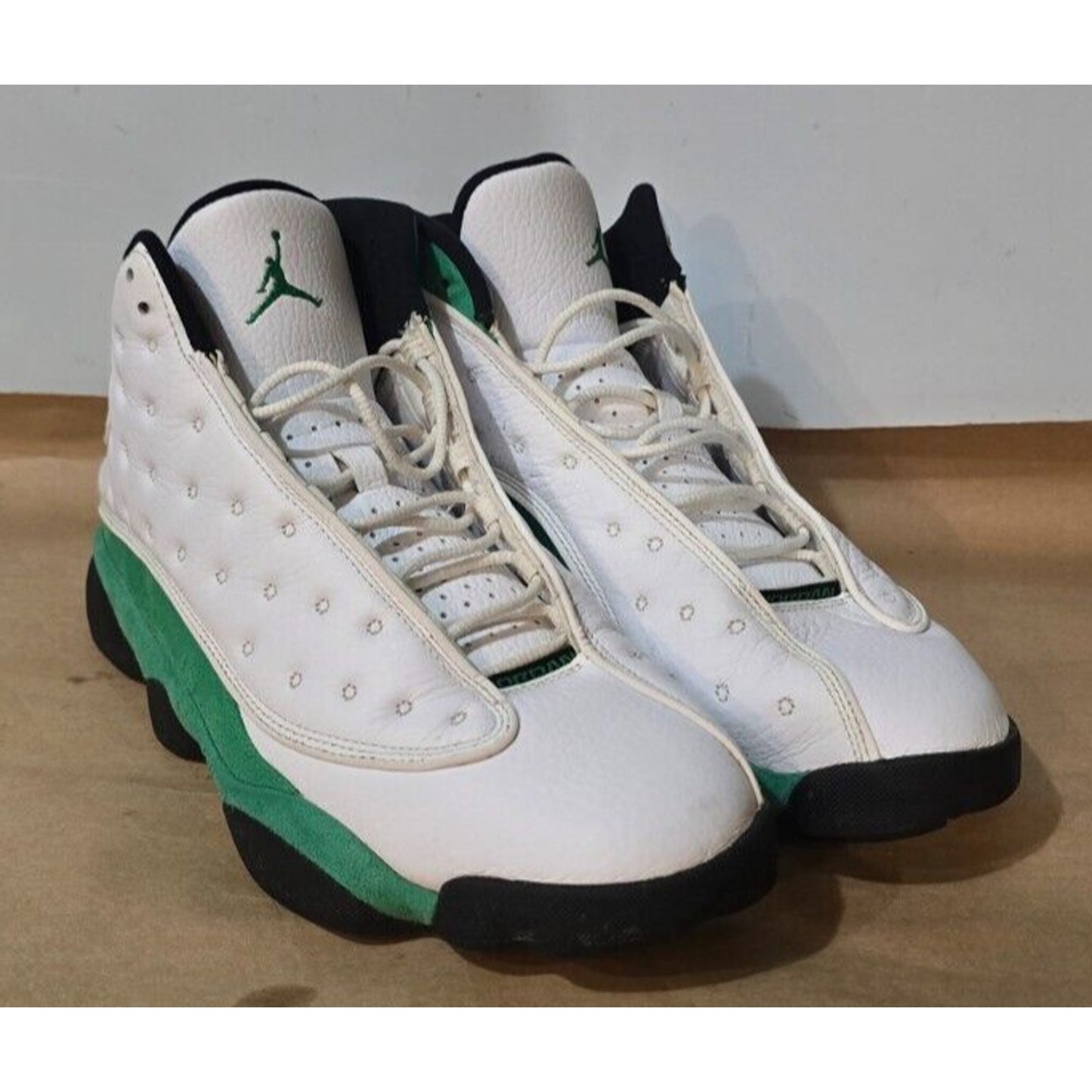 Air Jordan 13 Retro Lucky Green Size 11M DB6537-113 White Black
