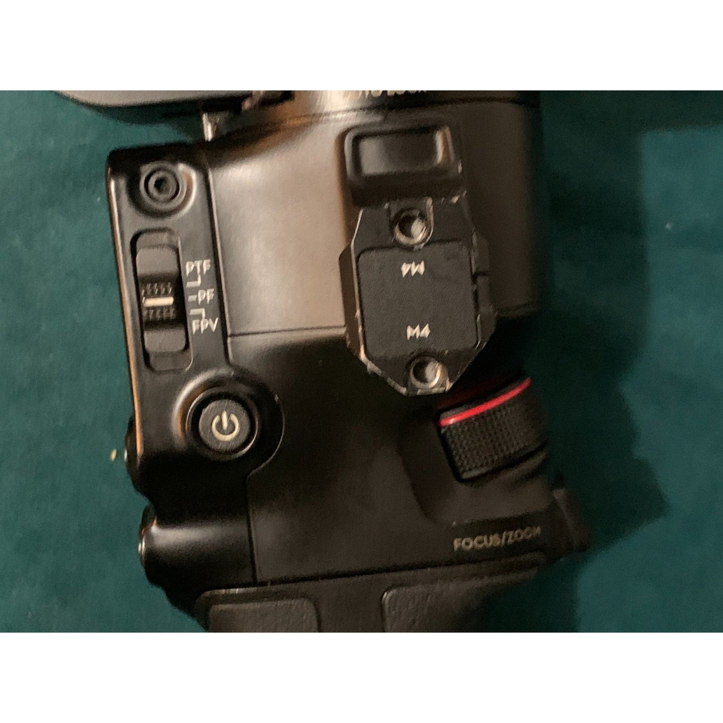 DJI Ronin RS4 3-Axis Gimbal Stabilizer