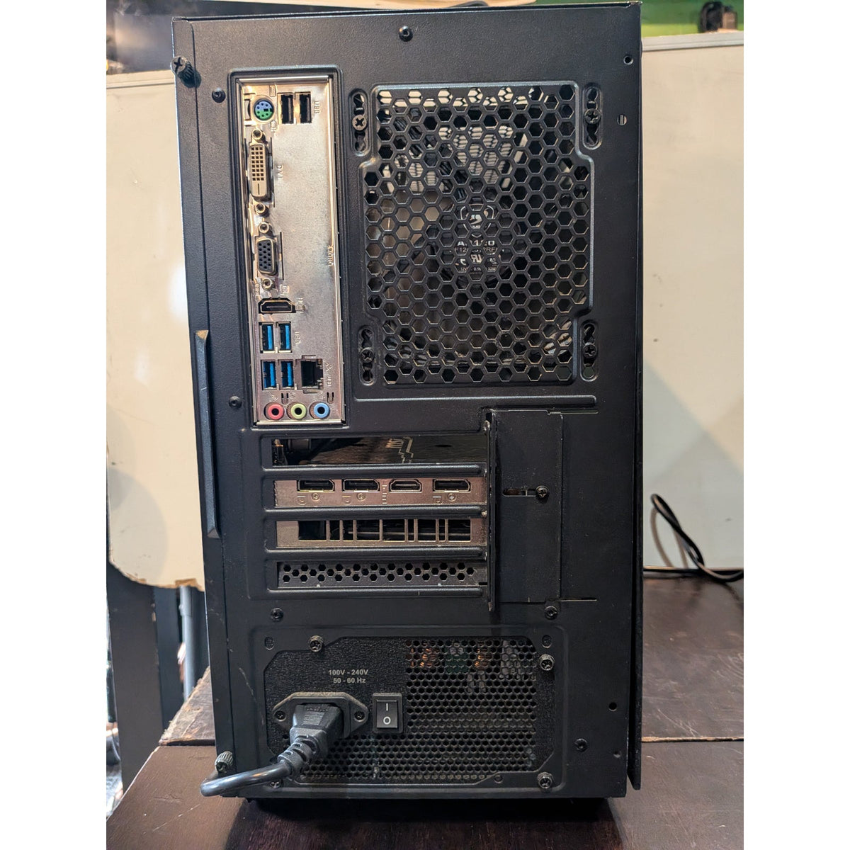 Custom Gaming Desktop Ryzen 5-1600 / GTX 1660 Ventus 6GB / 512SSD / 16Ram