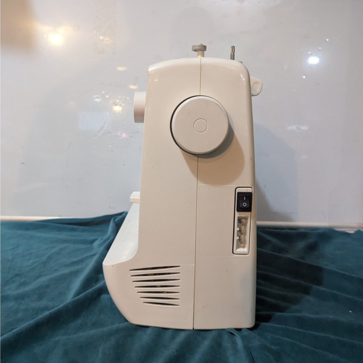 Brother XL -5130 Mechanical Sewing Machine