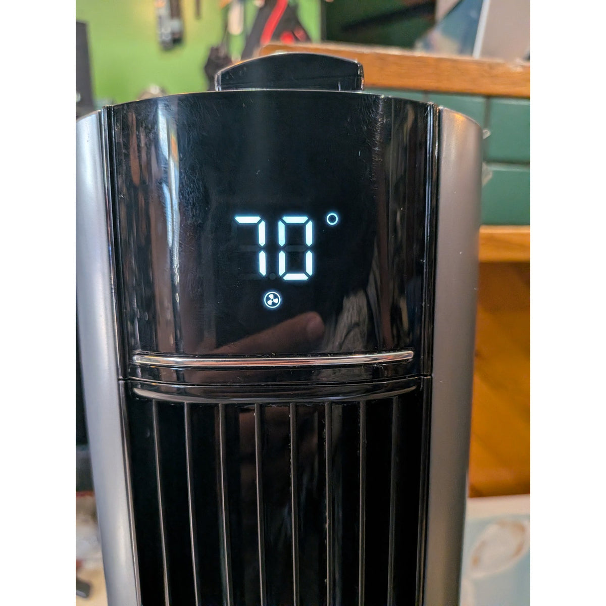 LASKO Wind Curve Tower Fan / TDC401