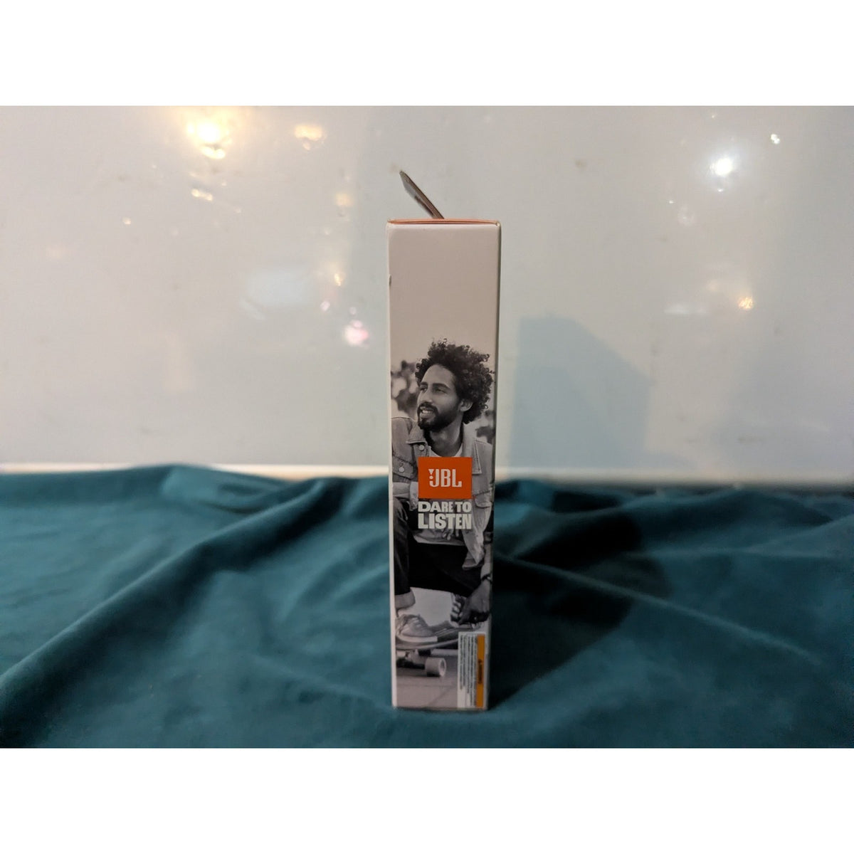 JBL Tune Buds 2 Wireless Headphoes - White