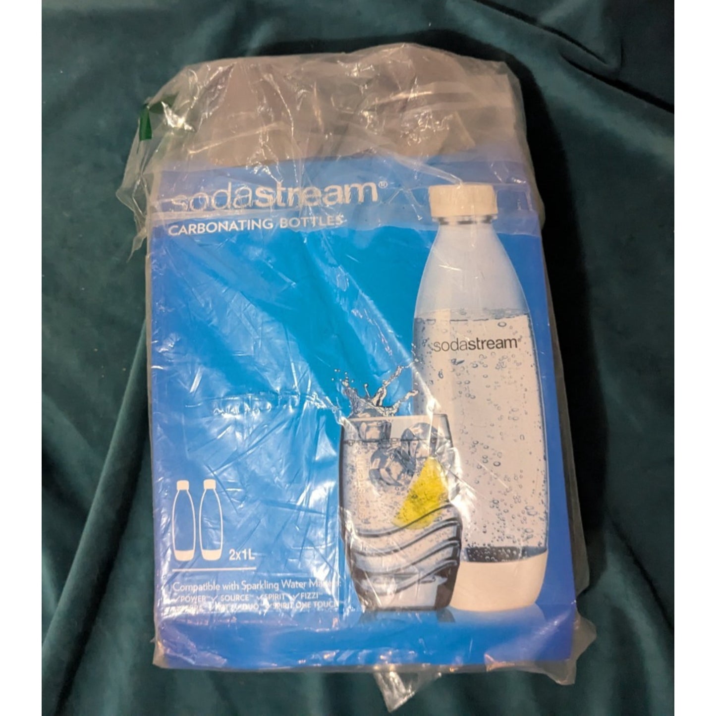 Lot Of 2 Soda Stream Bottle 1 Liter Replacement CLEAR Black Top and Bottom