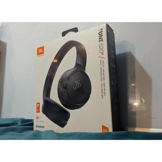 JBL Tune 520BT Bluetooth Wireless On-Ear Headphones - Black