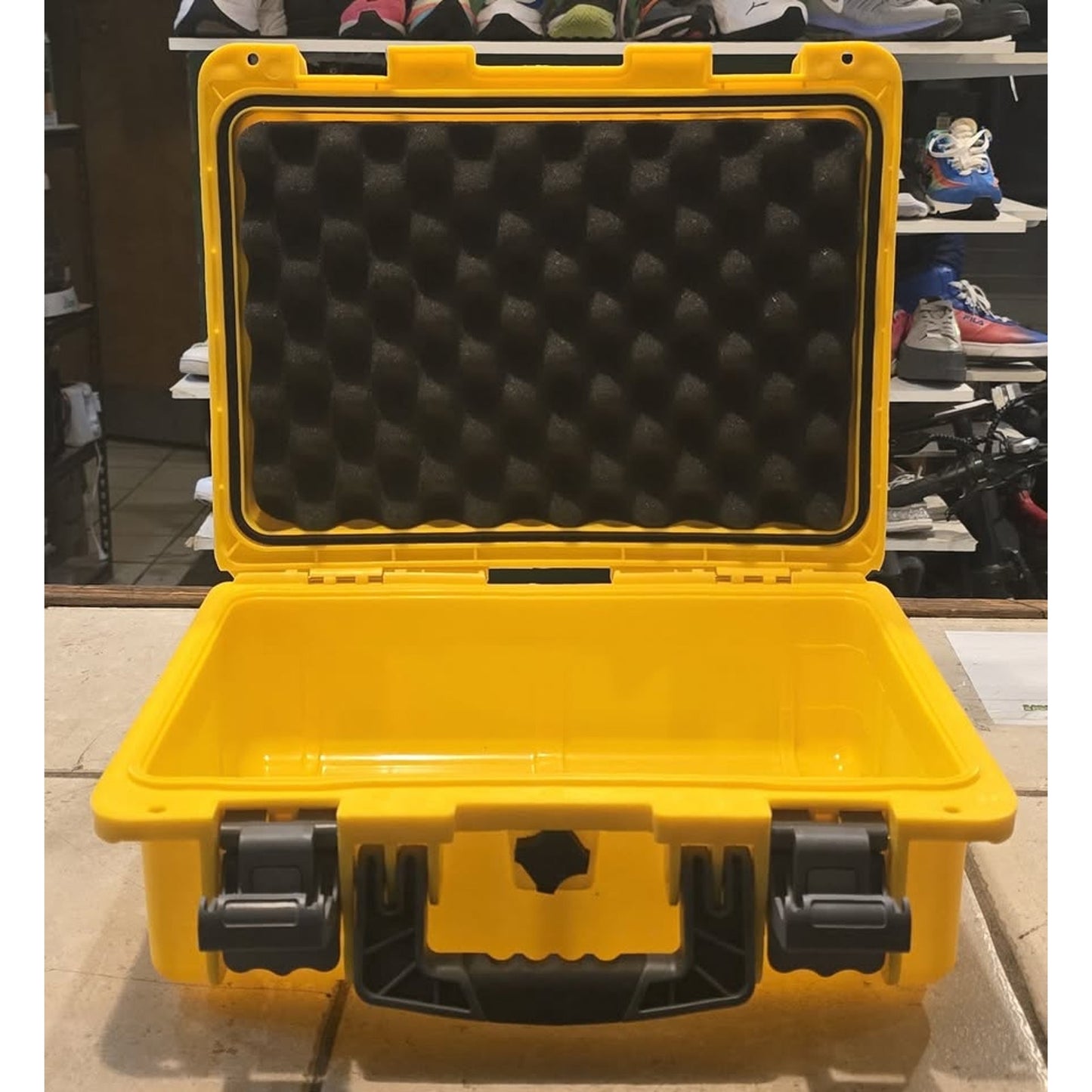 Invicta 8 Slot Hard Carry Case.