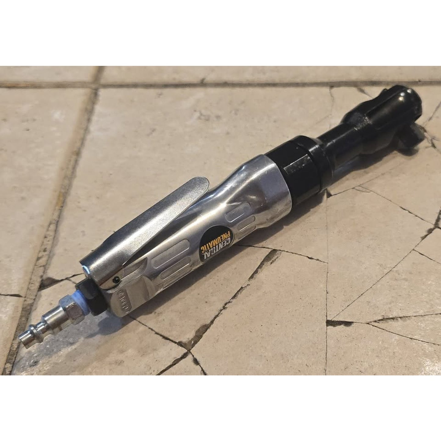 Central Pneumatic 1/2" Air Rachet Wrench / 60630 /