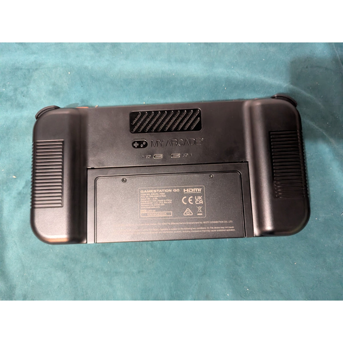 Atari Portable Gaming System Gamestation GO Console