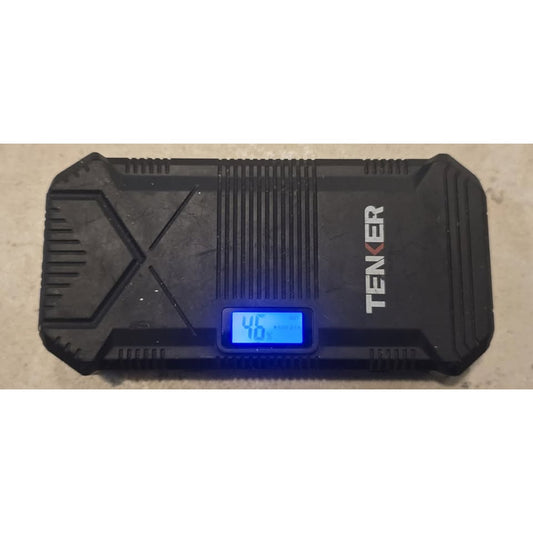 Tenker D32T / 600a Peak / 14000mah / Portable Car Jump Starter