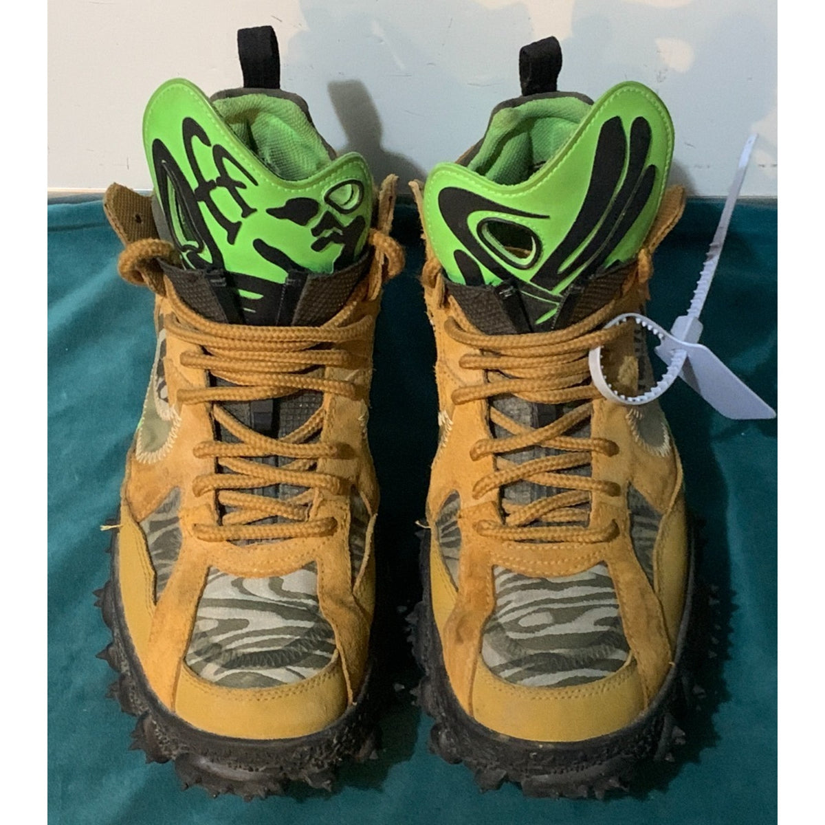 Off-White × Nike Air Terra Forma Wheat and Green Strike DQ1615-700 Men's US 10.5