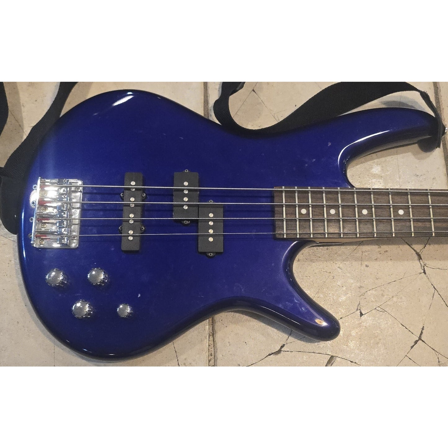 Ibanez 4 String Bass Guitar, Right Handed, Jewel Blue (GSR200JB)
