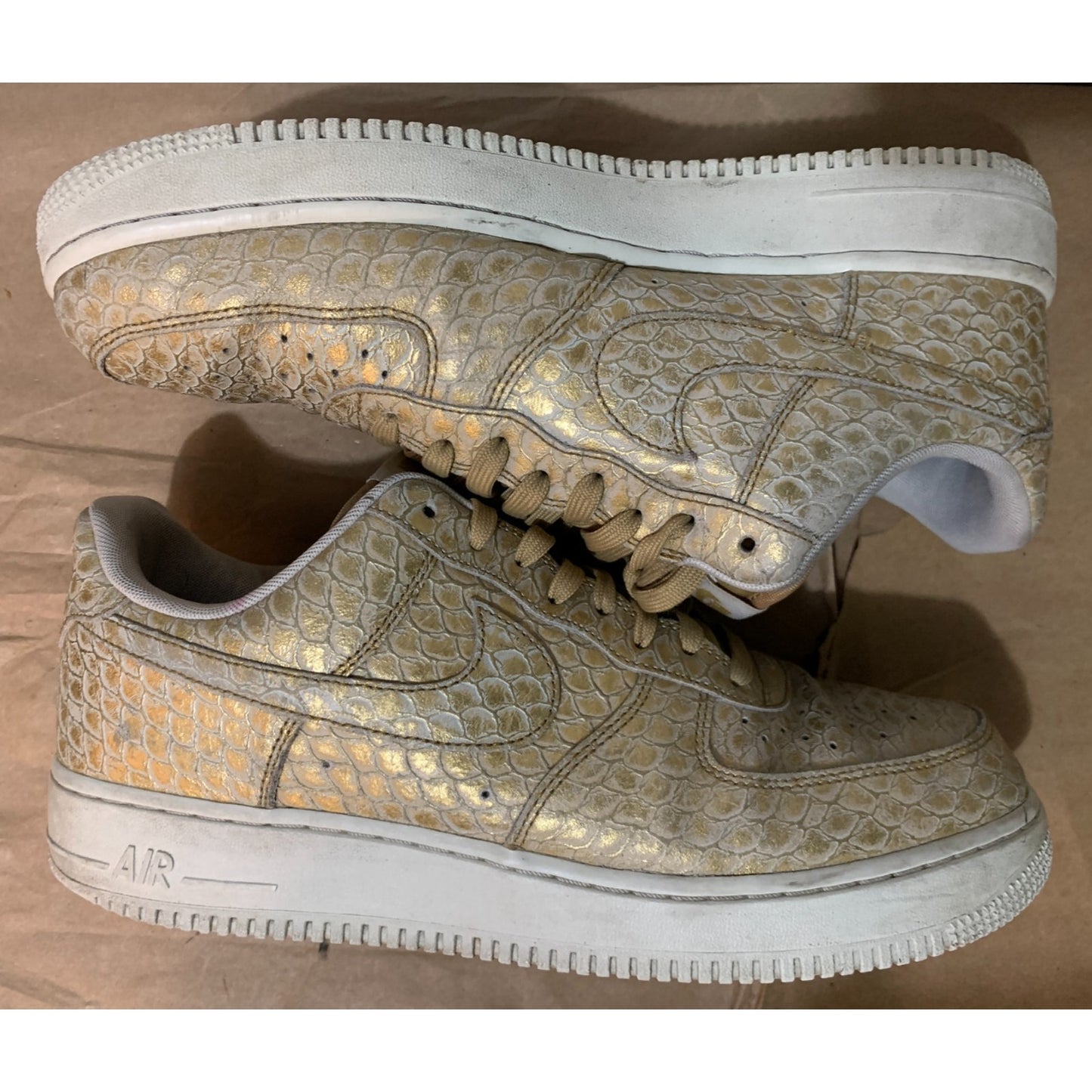 2016 Nike Air Force 1 Low 07 LV8 Rare Gold Snakeskin Men’s Size 12 718152-701