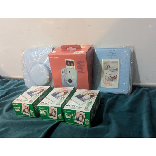Fujifilm Instax Mini 12 Instant Film Camera Bundle
