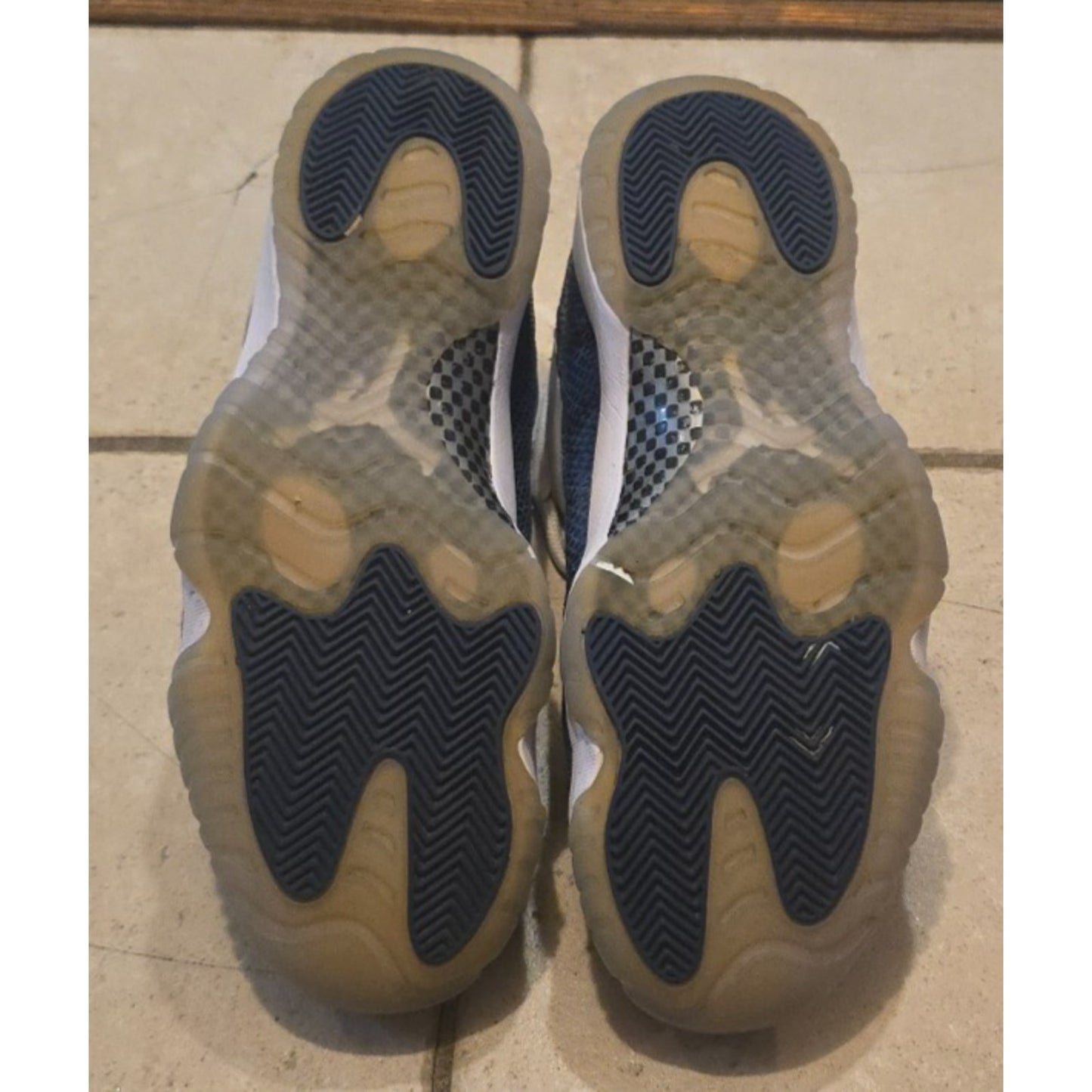 Nike Air Jordan 11 Retro Low Snakeskin Navy Mens 12 CD6846-102 Sneakers 2019