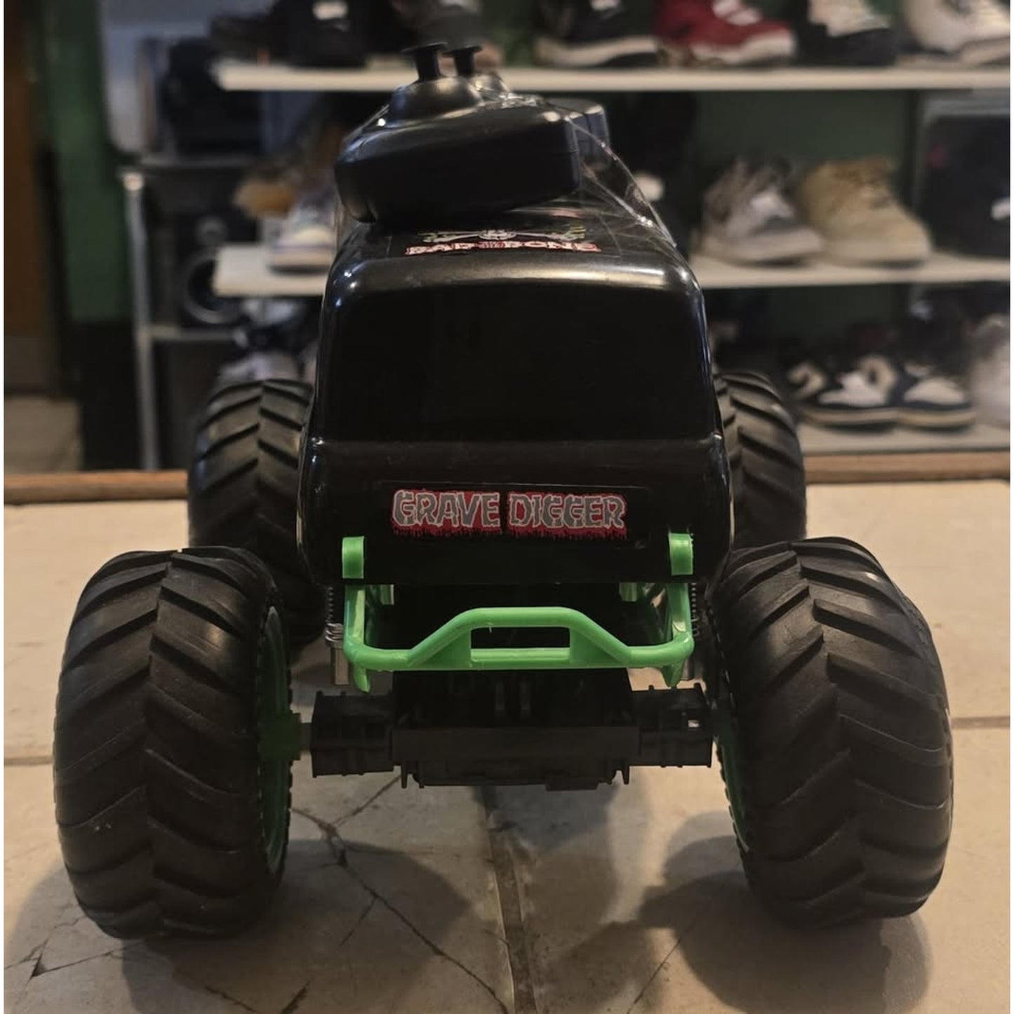 Spin Master Grave Digger RC Monster Truck / 66801 /