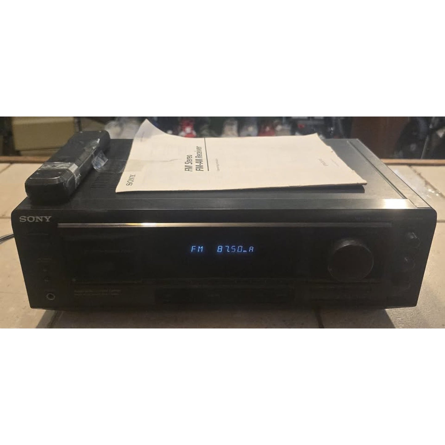Sony Compact AM/FM Stereo Receiver / STR-DE310 /