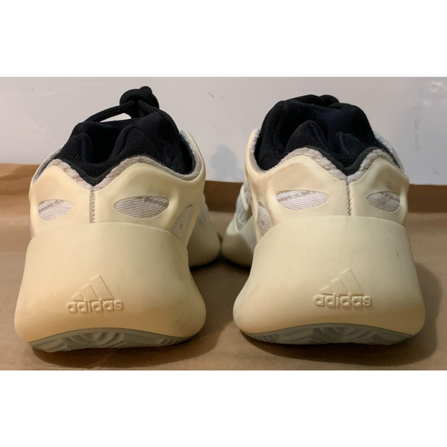 adidas Yeezy 700 V3 Azael Men's Size 7.5