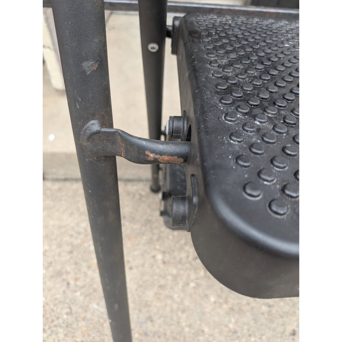 HBTower Folding Step Stool