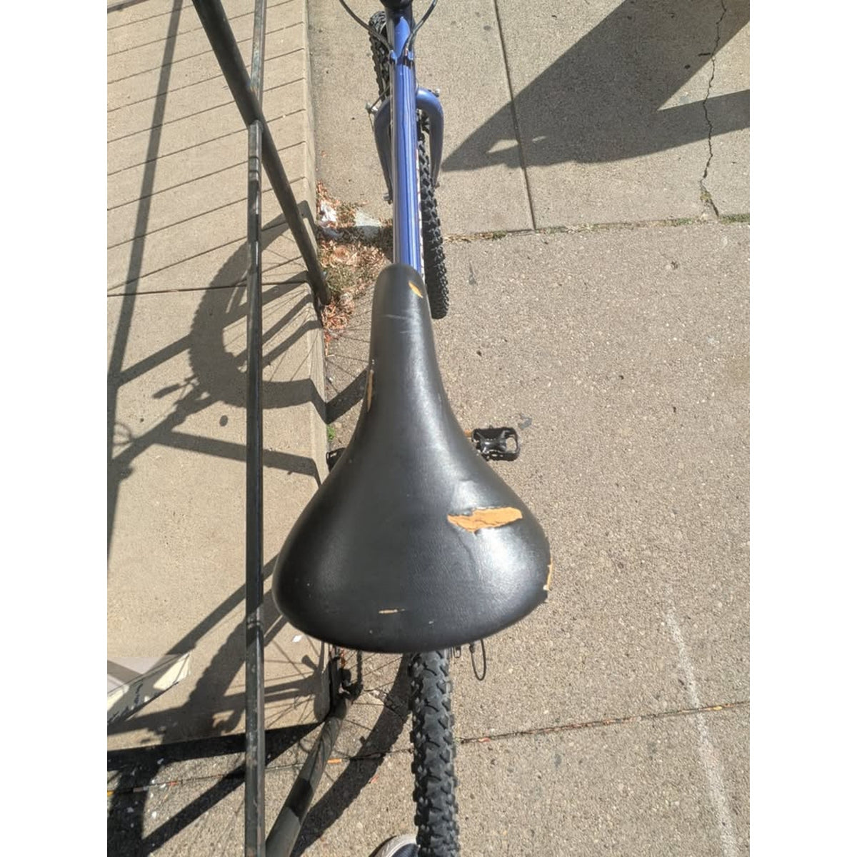 Mongoose Alta Bike / 23" Frame/ 26" Wheels / 21 Speed
