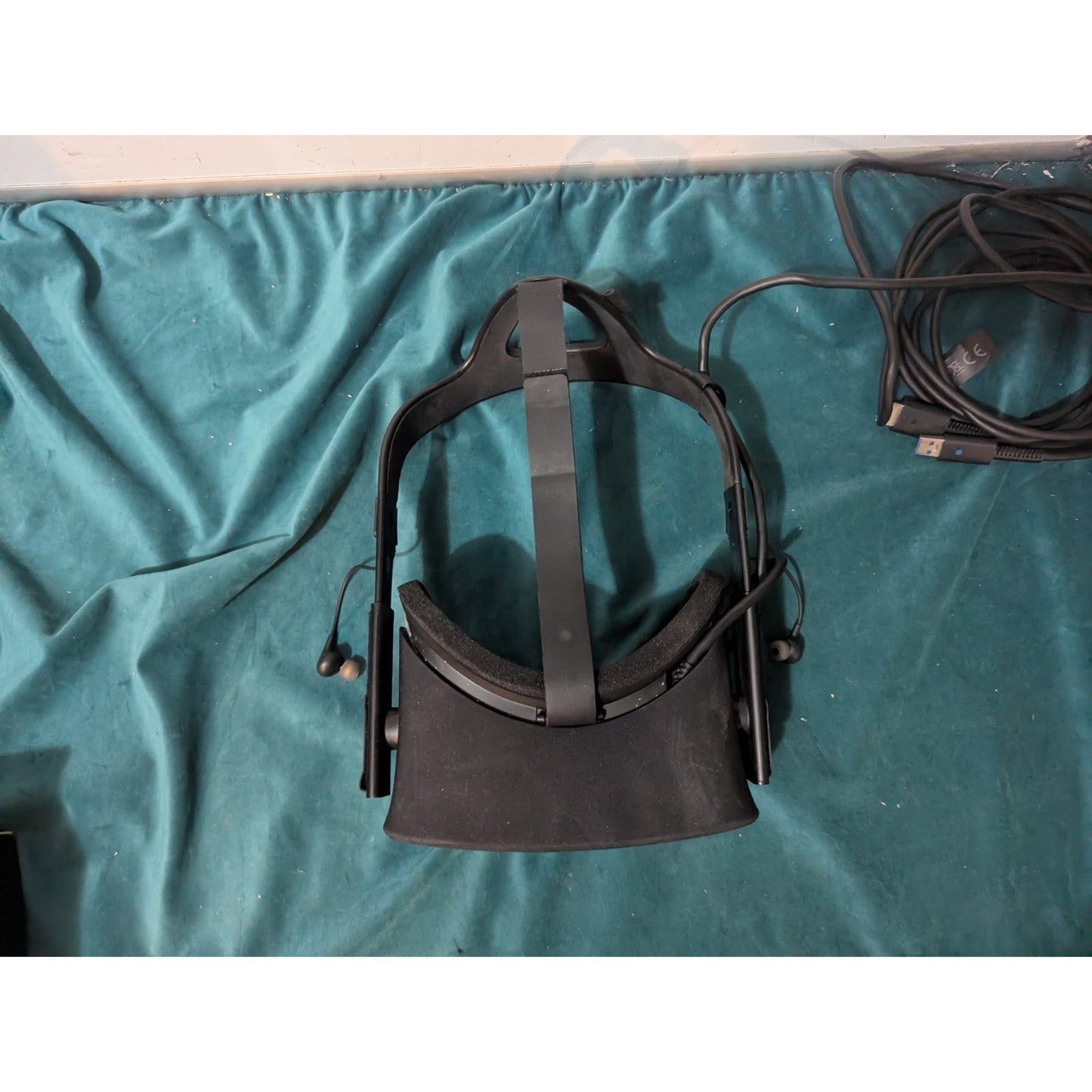 Meta Oculus Rift HM-A Virtual Reality Headset System