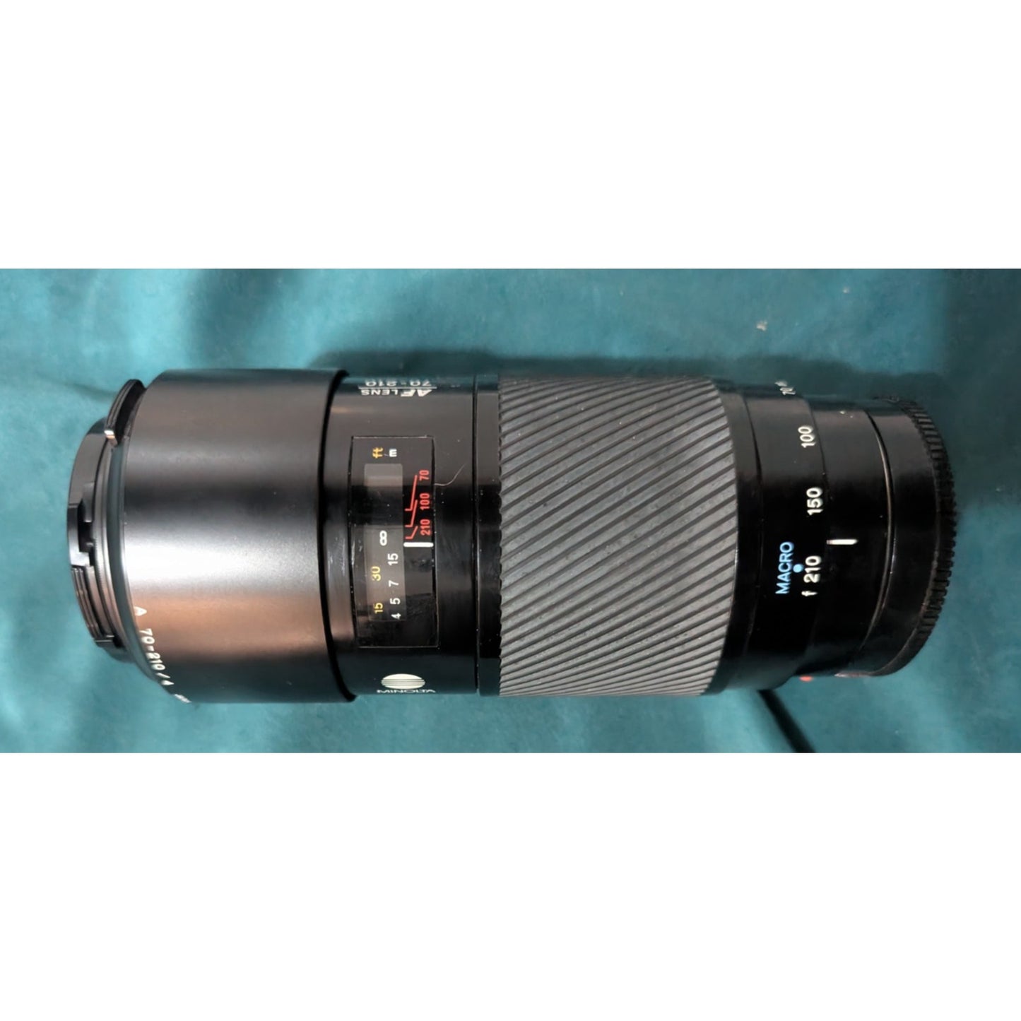 MINOLTA MAXXUM AF ZOOM 70-210mm f/4 (32) Telephoto Lens