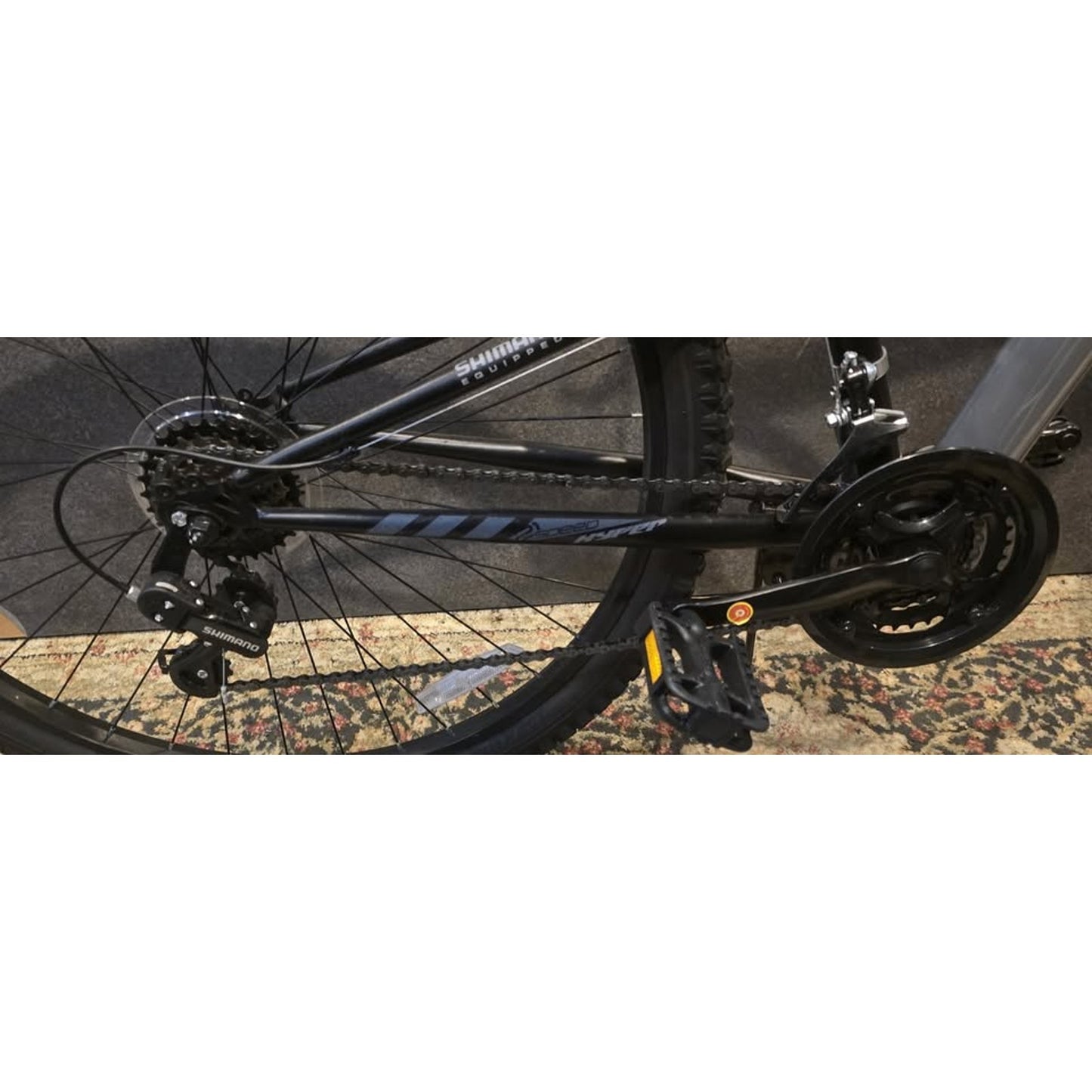 Hyper Havoc FS 29 Mountain Bike / 29" Wheels / 18" Frame / 21-Speed /