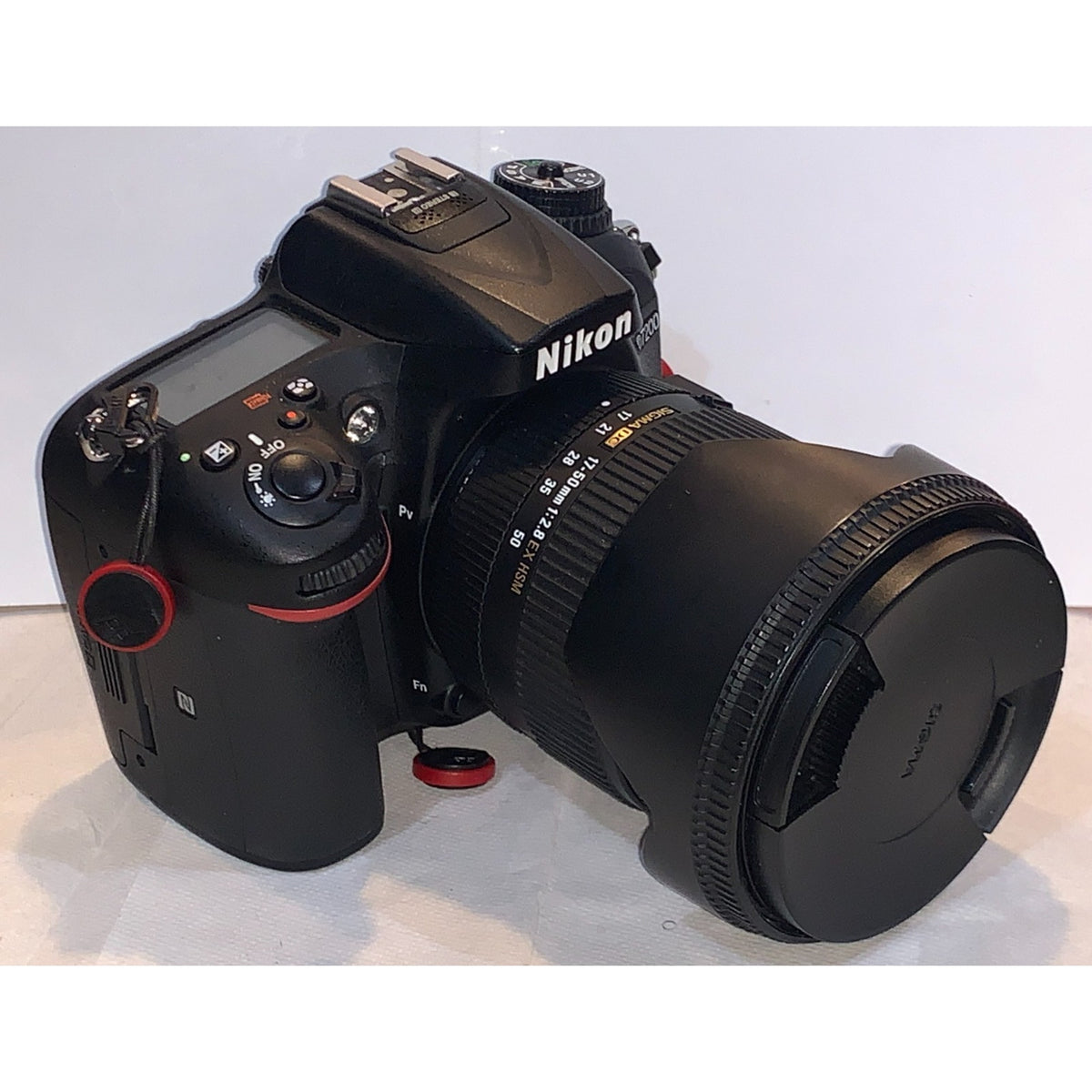 Nikon D7200 DSLR Camera with Sigma 17-50mm